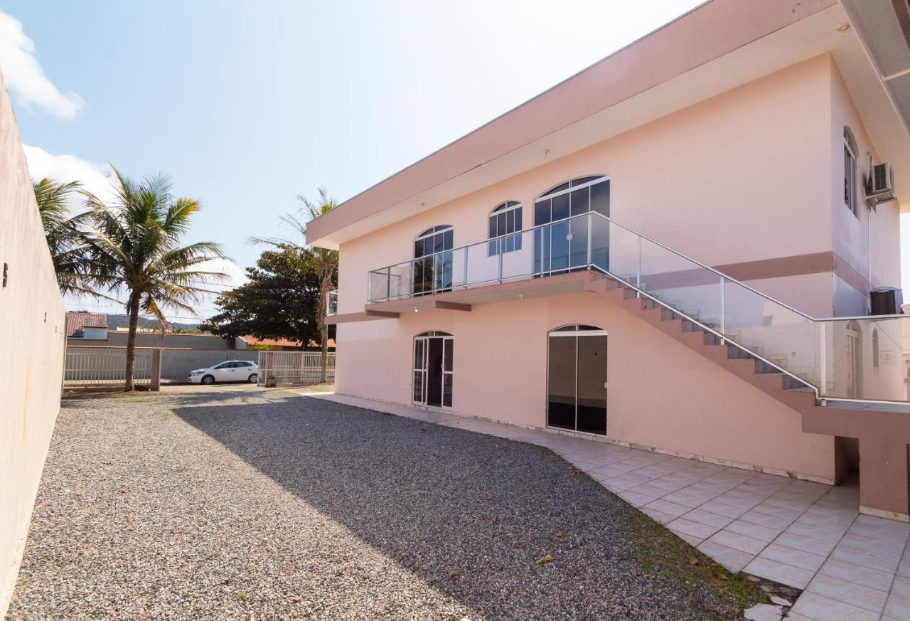 Residencial Ipe Amarelo Apartment Bombinhas Exterior photo